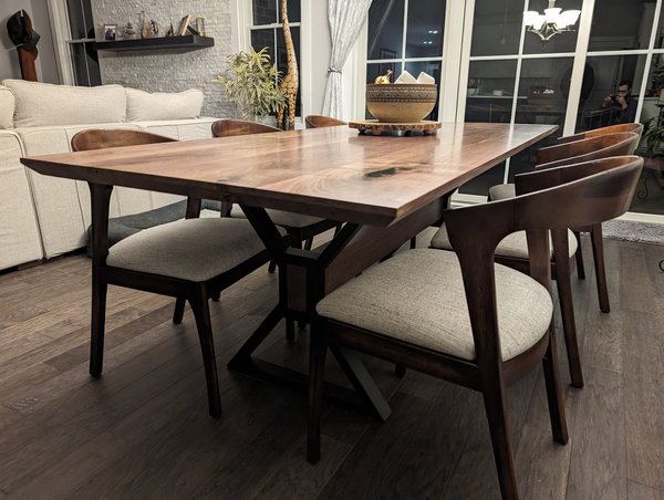 Finished table angle view